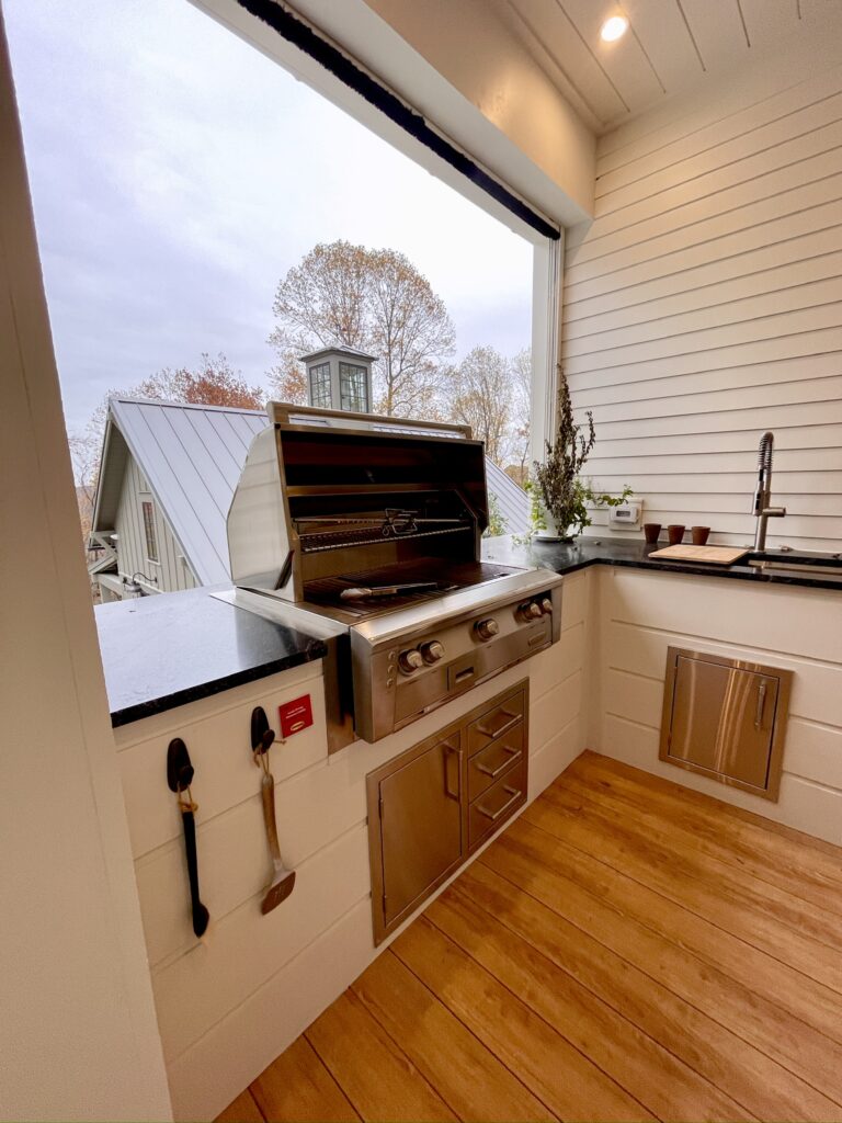 outdoor kitchen view