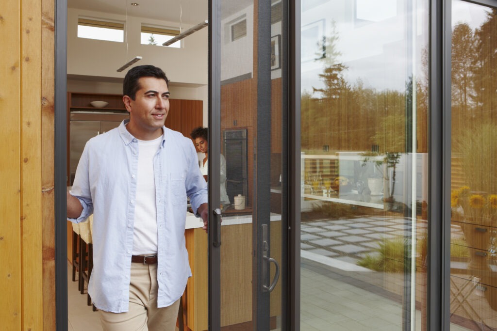 retractable screens near you in Atlanta, GA